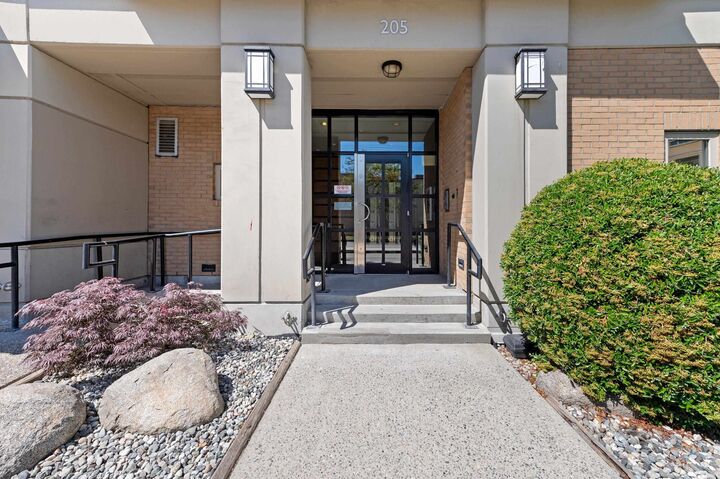 Property Photo: 205 E 10th Avenue 308 BC V5T 4V6