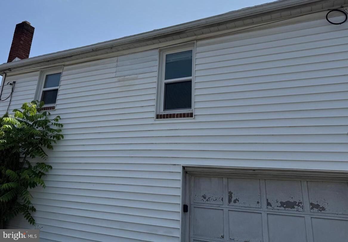 Property Photo:  111 E Factory Street  PA 17055 