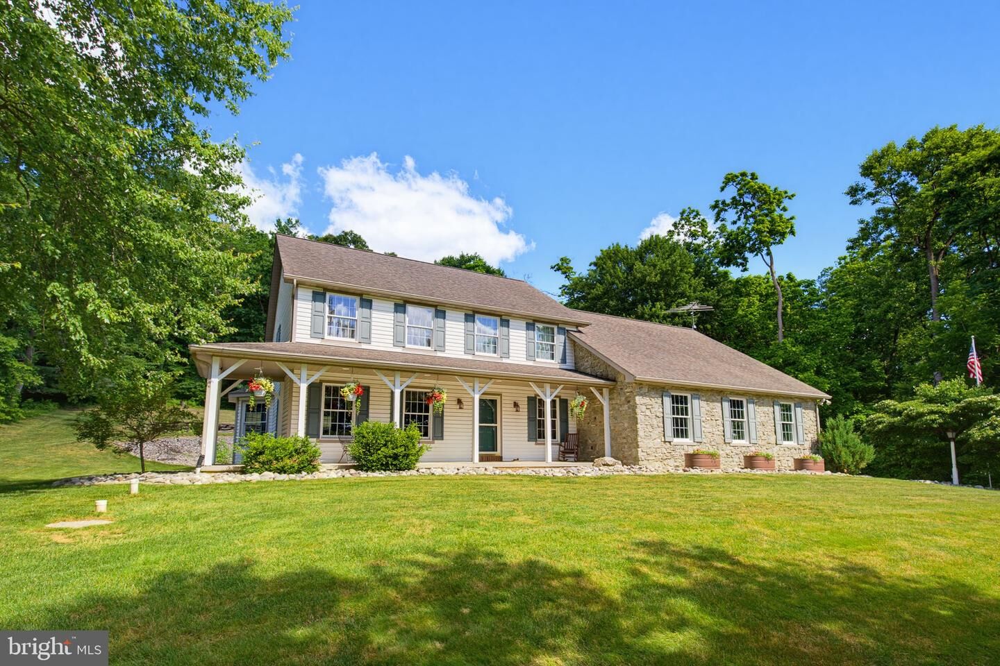 Property Photo:  849 Pilgrims Pathway  PA 17563 