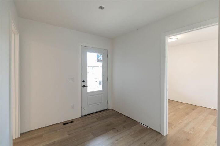 Property Photo:  214 Barkman Avenue  MB R0A 0V2 