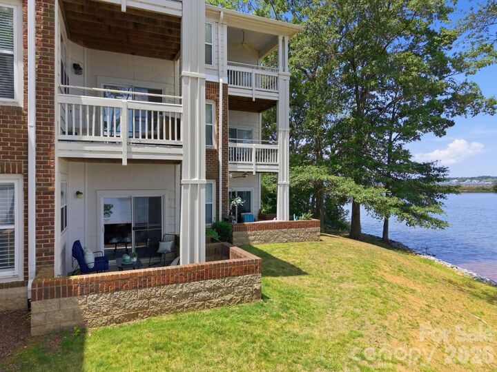 Property Photo:  915 Northeast Drive 4  NC 28036 