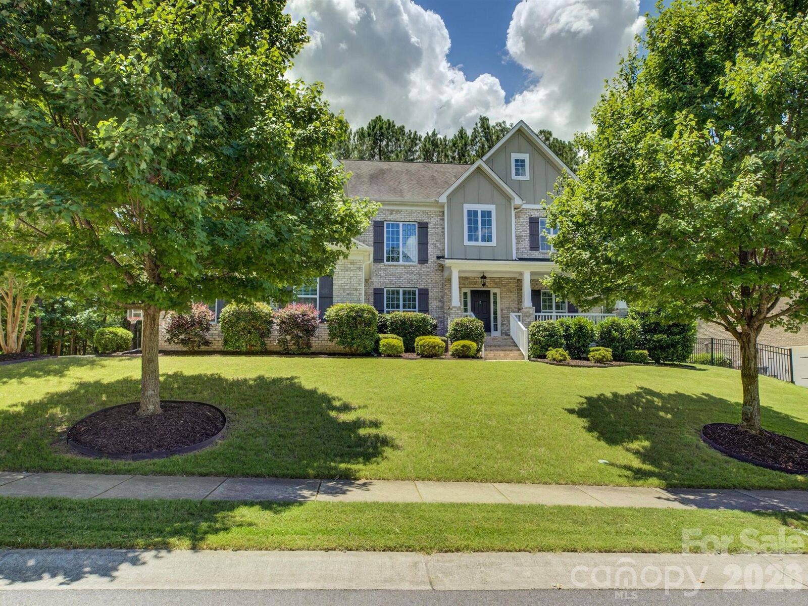 Property Photo:  16433 Bryant Meadows Drive  NC 28278 