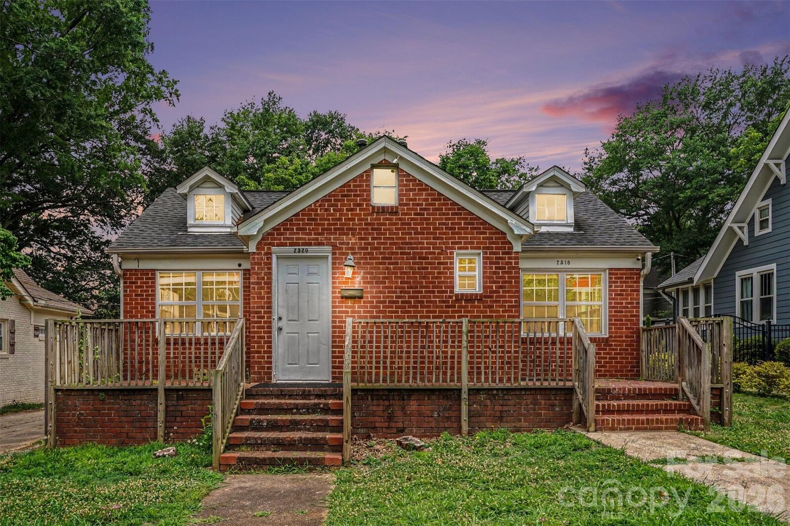 Property Photo: 2518 E 7th Street NC 28204