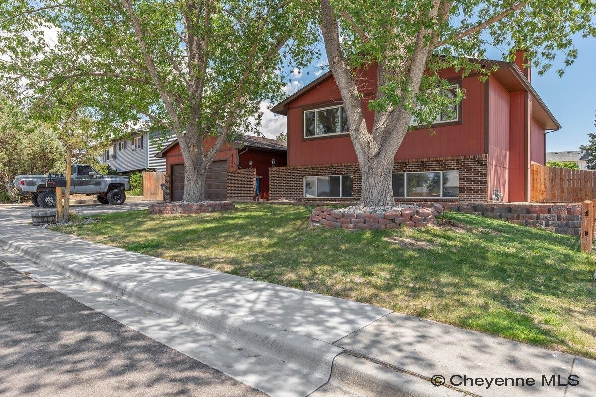 Property Photo: 4349 Pierce Ave WY 82001
