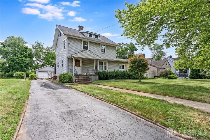 Property Photo:  425 N New Market Road  NJ 08854 