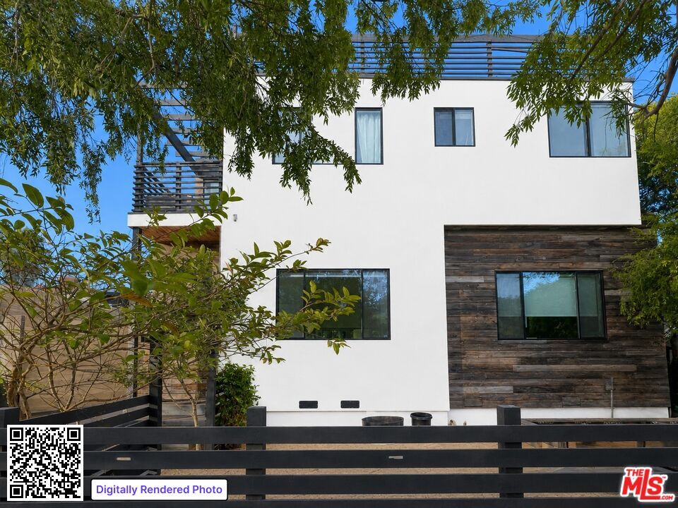 Property Photo:  3256 Cabrillo Blvd  CA 90066 