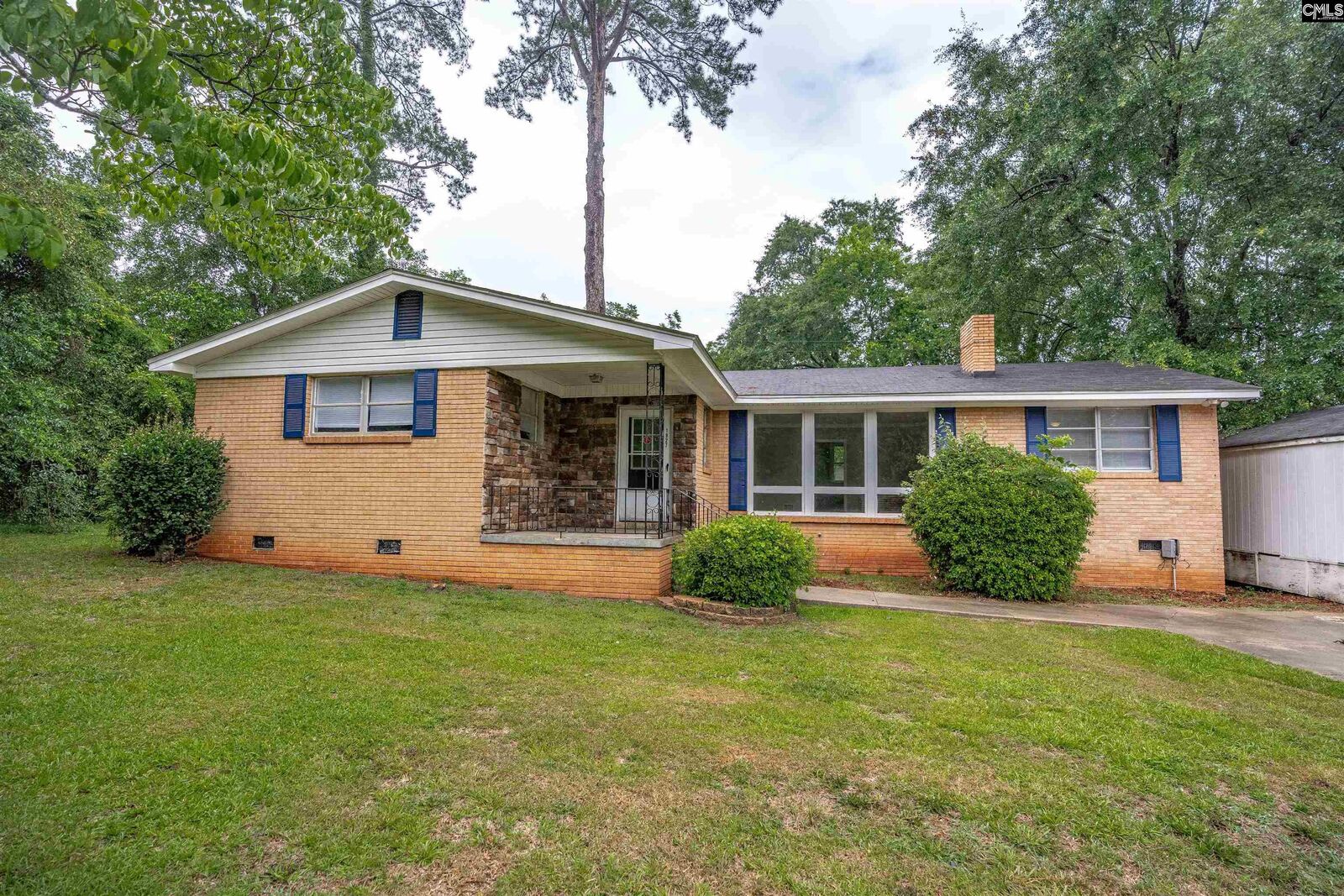 Property Photo:  1927 Melissa  SC 29210 