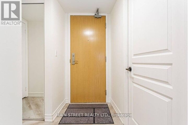 Property Photo:  509 Beecroft Road 816  ON M2N 0A3 