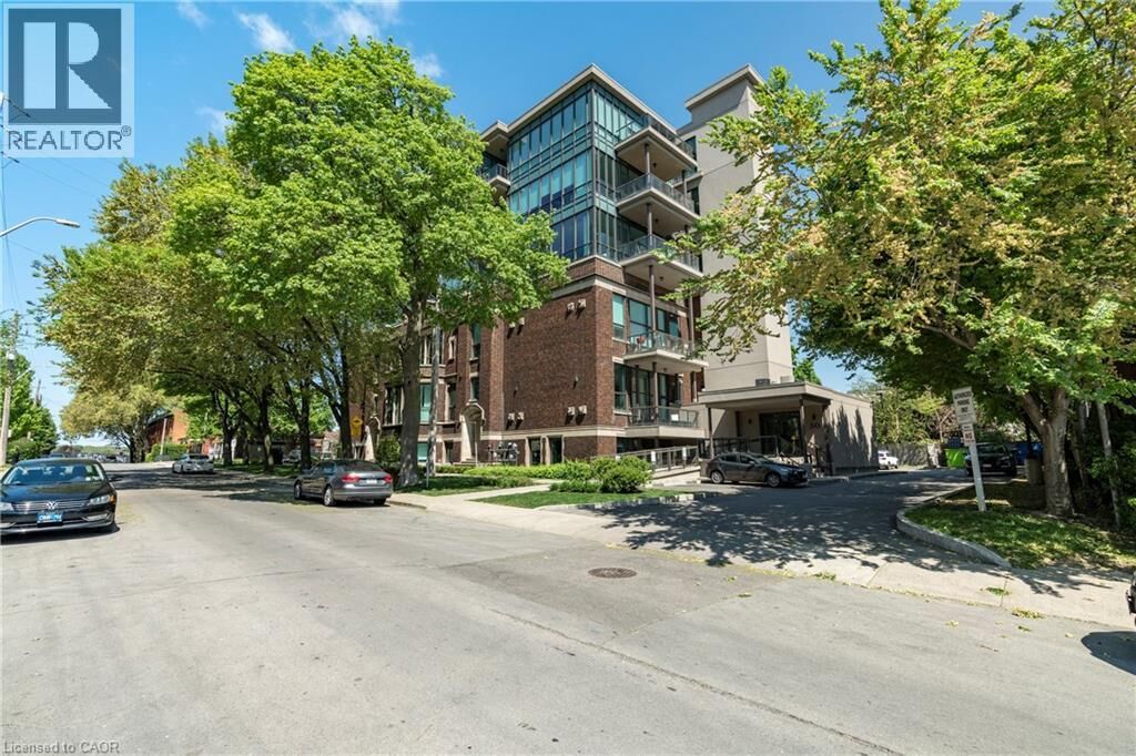 Property Photo:  50 West Murray Street West 302  ON L8L 1B3 