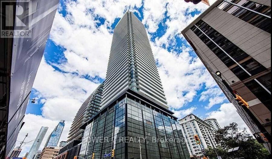 Property Photo:  501 Yonge Street 3808  ON M4Y 0G8 