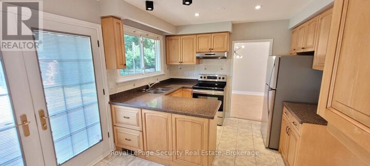 Property Photo:  115 Poynter Drive Main  ON M9R 1L7 