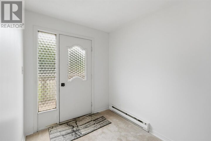 Property Photo: 377 Wilson St ON P6B 2K7