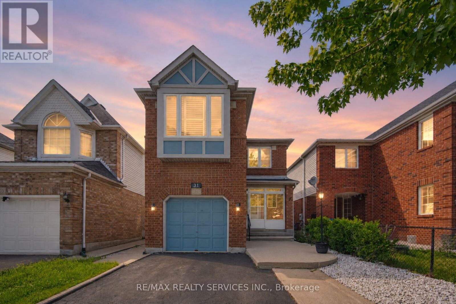 Property Photo:  31 Larkspur Road  ON L6R 1W8 