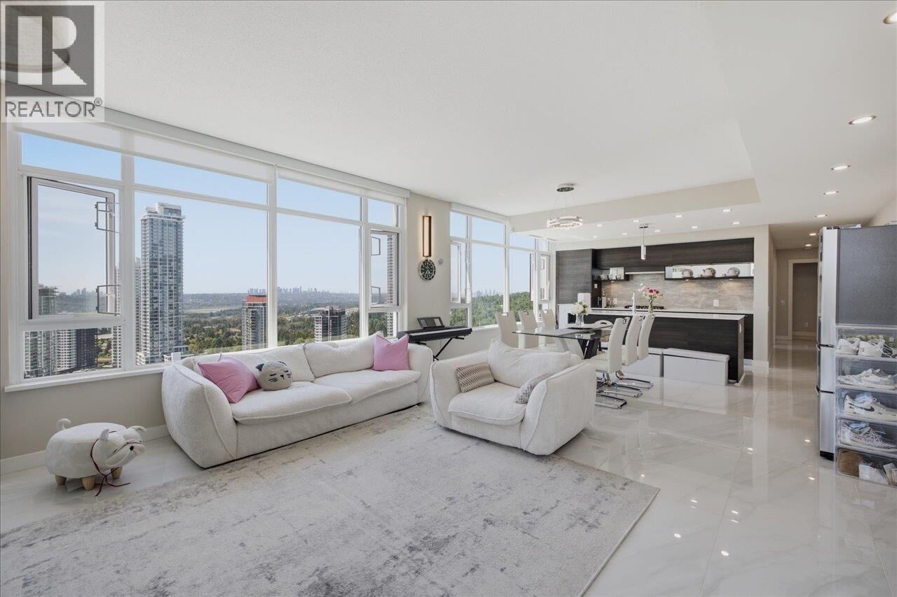 Property Photo: 570 Emerson Street 3004 BC V3J 0G3