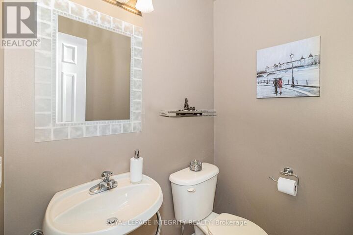 Property Photo:  564 Renaissance Drive  ON K4A 4E9 