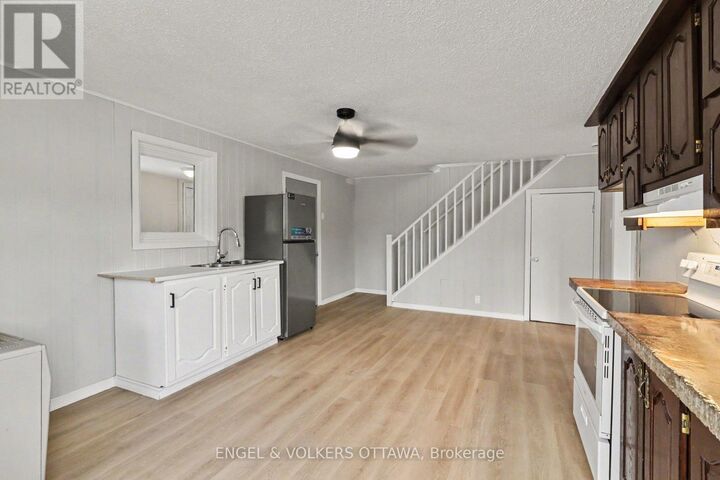 Property Photo:  728 Laval Street  ON K0A 1M0 