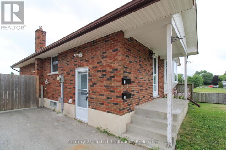 Property Photo:  333 Spencley'S Lane A  ON K9H 1S2 