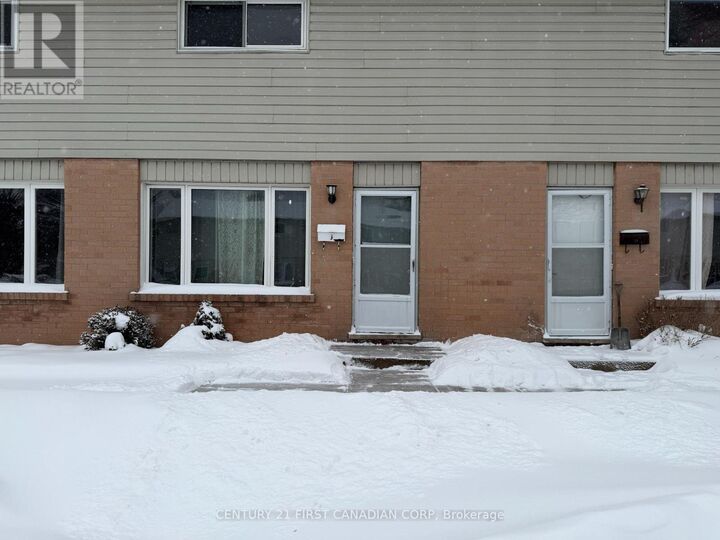 Property Photo:  45 Gatewood Place 8  ON N5Y 5A4 