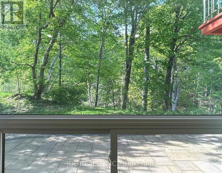 Property Photo: 62 Banstock Dr. Drive ON M2K 2H6