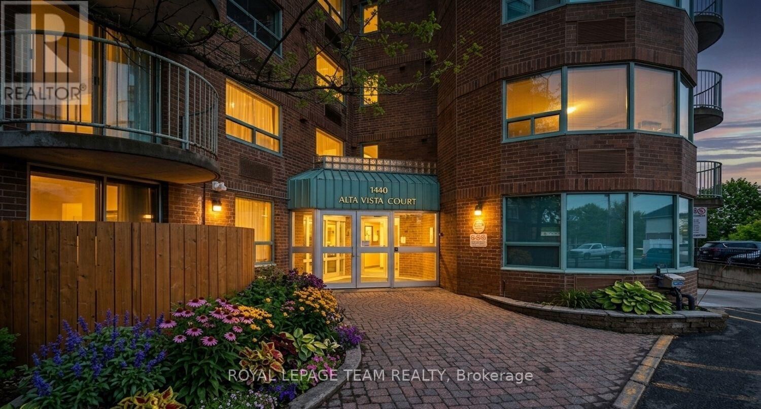 Property Photo: 1440 Heron Road 611 ON K1V 0X2