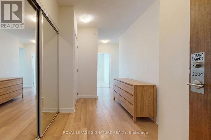 Property Photo:  3975 Grand Park Drive 2304  ON L5B 0K4 