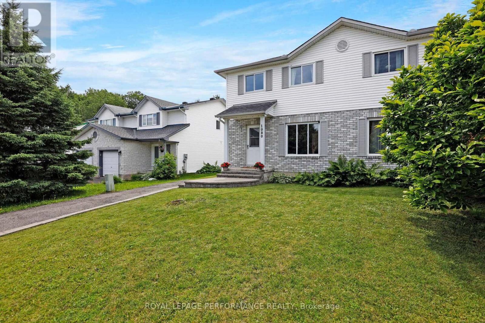 Property Photo:  1080 Des Pins Avenue  ON K4K 1N2 