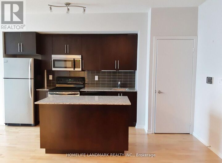Property Photo:  65 Bremner Boulevard 4709  ON M5J 0A7 