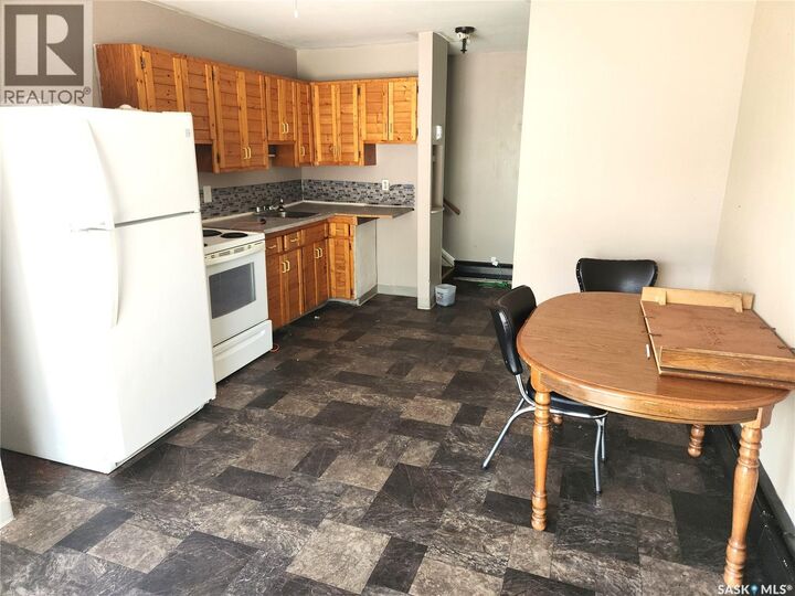 Property Photo:  901 King Street  SK S4A 1L3 
