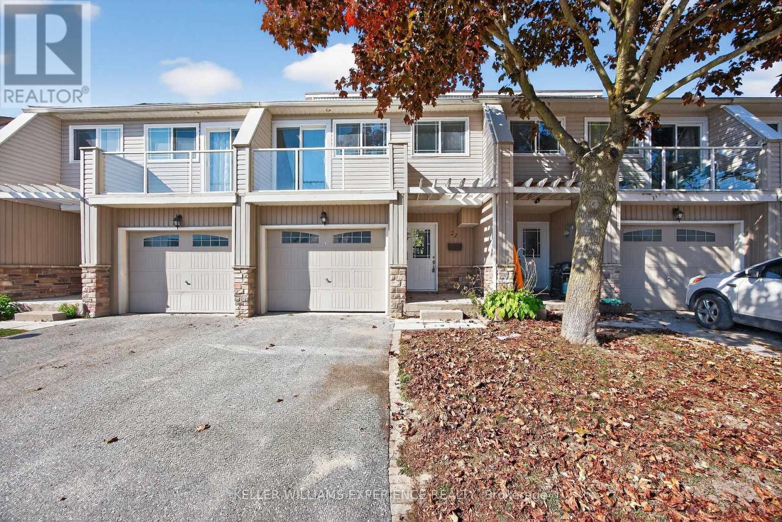 Property Photo: 12 Lankin Boulevard #22 ON L3Y 6T2