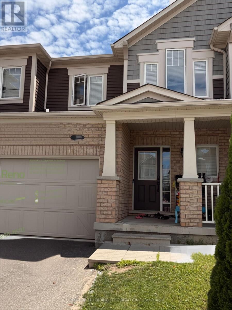 Property Photo: 33 Glenvista Drive ON N2R 0E7