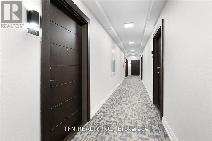 Property Photo:  212 King William Street 513  ON L8R 0A7 