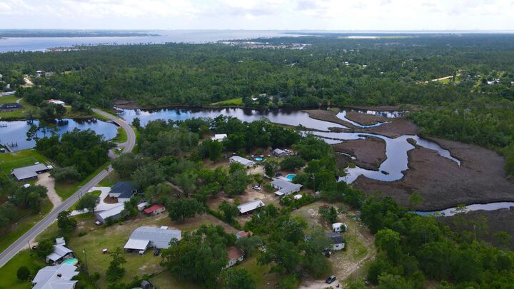 Property Photo:  1125 Donald Penny Drive  FL 32409 