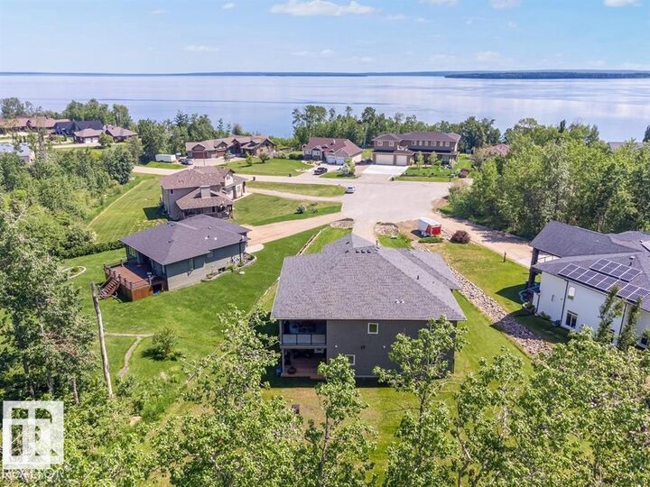 Property Photo: 1609 Horseshoe Bay AB T9M 1G9