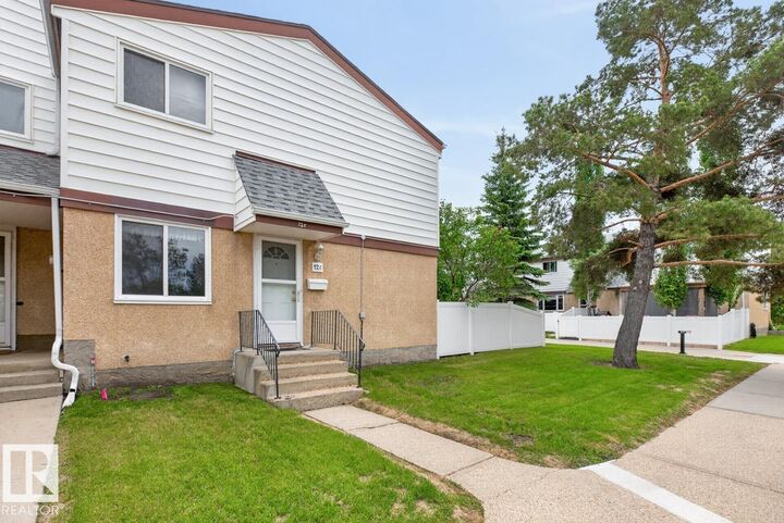 Property Photo:  12C Twin Terrace NW  AB T6K 1V4 
