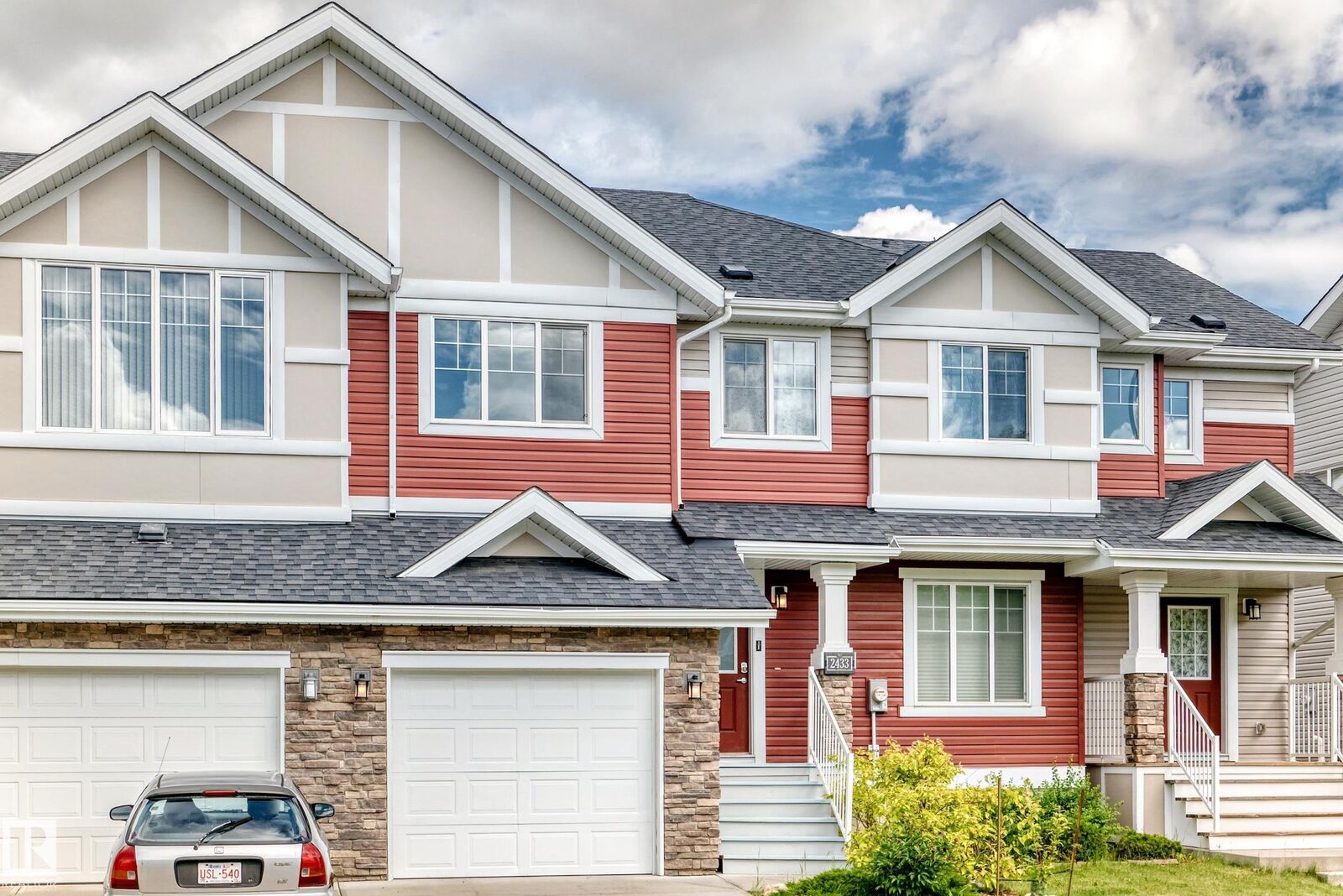Property Photo:  2433 Glenridding Boulevard SW  AB T6W 2W7 