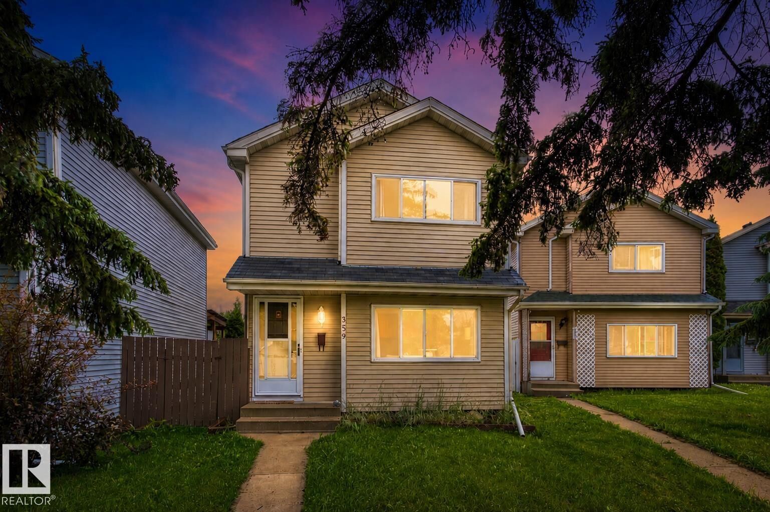 Property Photo:  359 Kirkpatrick Crescent NW  AB T6L 5C9 