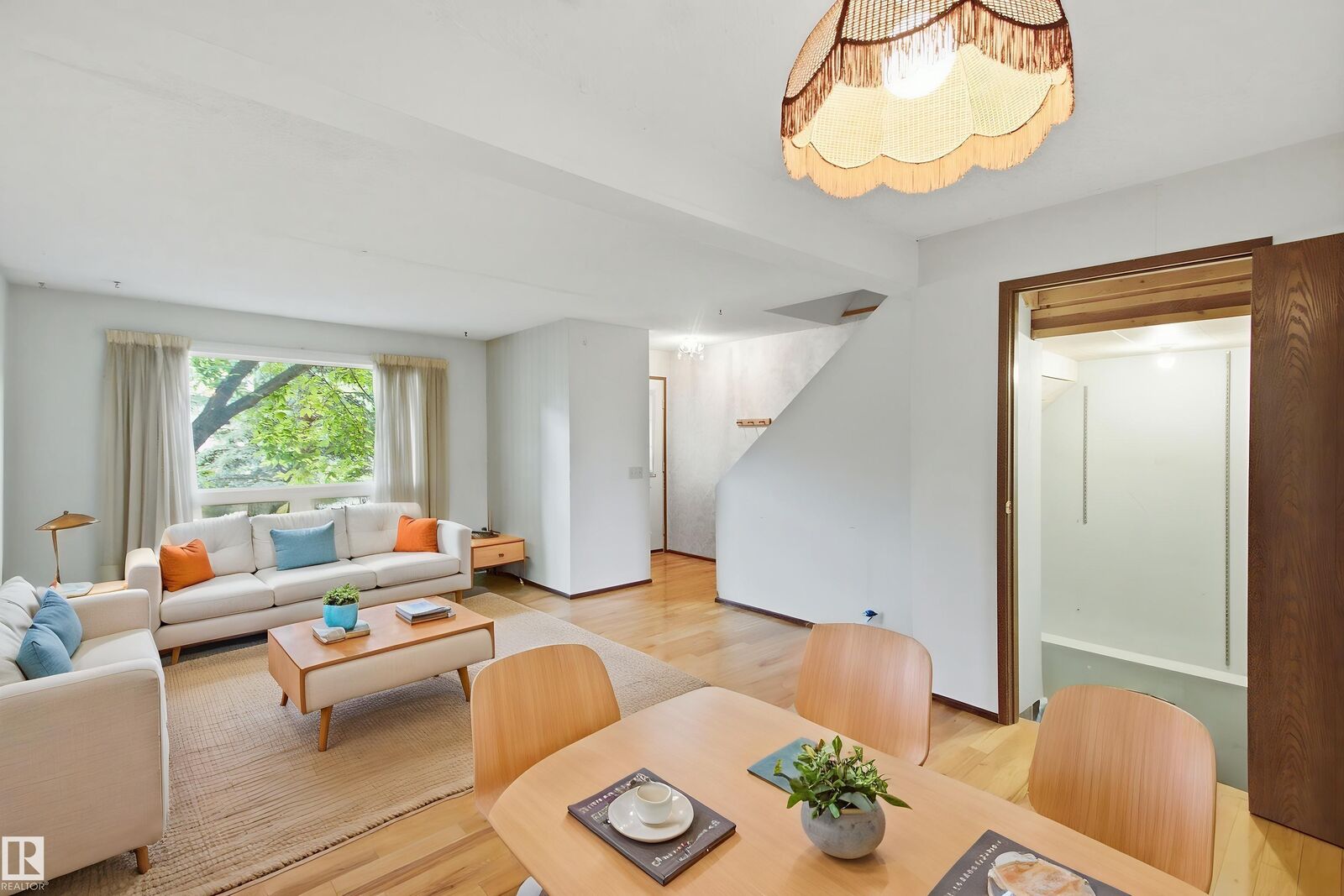 Property Photo:  3310 48 Street NW  AB T6L 4J1 