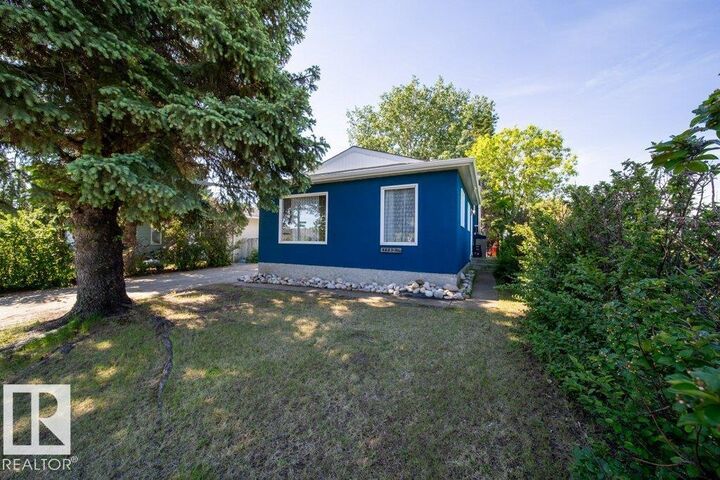 Property Photo: 4823 10 Avenue NW AB T6L 4S2