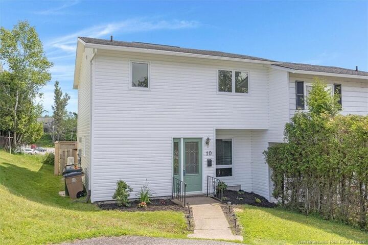 Property Photo: 10 Noel Avenue NB E2K 4M2