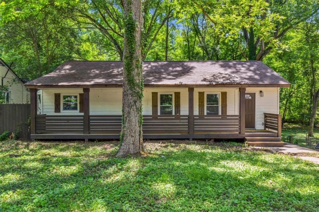 Property Photo:  2256 Carey Drive SE  GA 30315 
