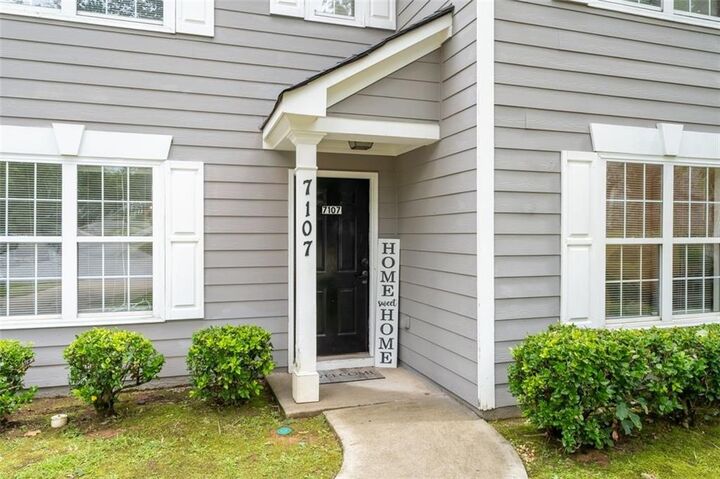Property Photo:  7107 Springchase Way  GA 30168 