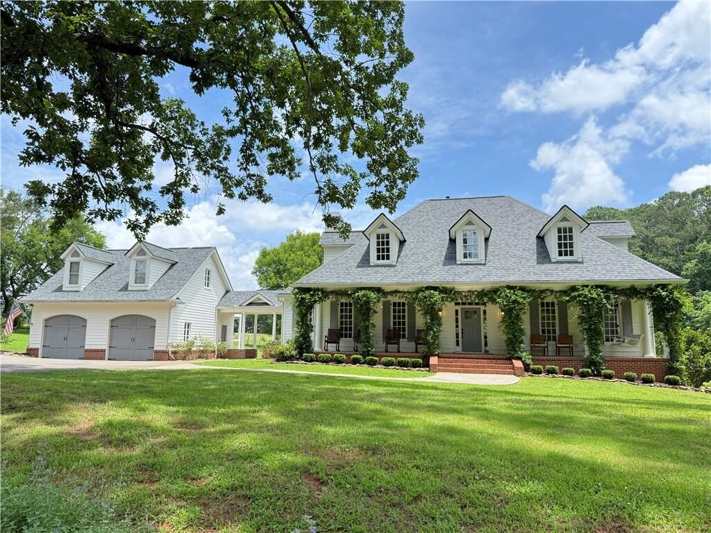 Property Photo:  548 Tamarack Trail  GA 30115 