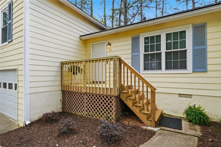 Property Photo:  165 Tyson Circle  GA 30076 