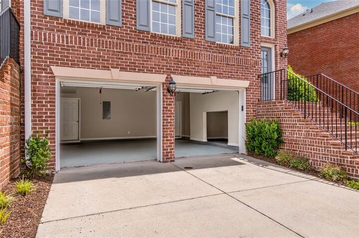 Property Photo: 1660 Emory Place Drive NE GA 30329