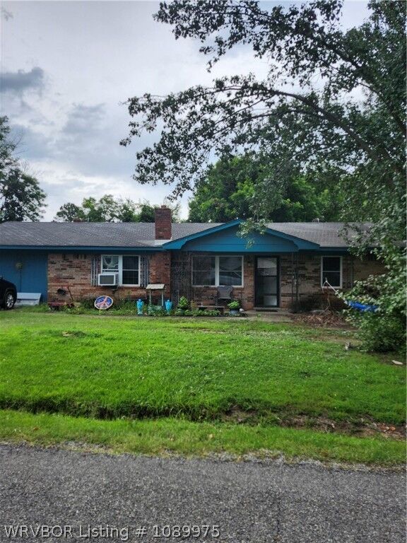 Property Photo:  1200 10th Street  OK 74462 