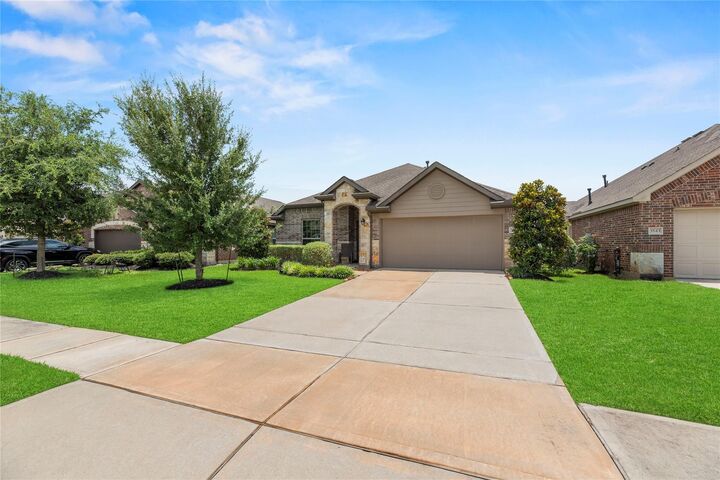 Property Photo:  3539 Sunlight Springs Street  TX 77406 