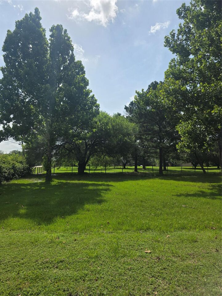 Property Photo:  910 Sundown Meadows Street  TX 77532 