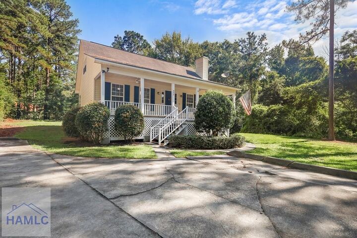 Property Photo:  903 Travis Drive  GA 30461 