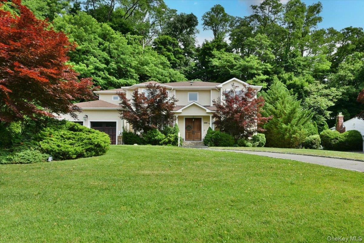 Property Photo: 245 Harbor Hill Road NY 11576
