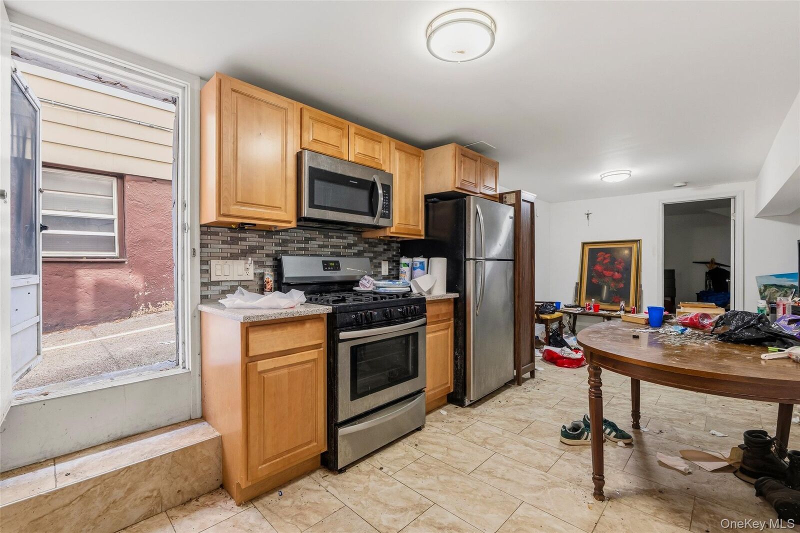 Property Photo:  1716 Fowler Avenue  NY 10462 